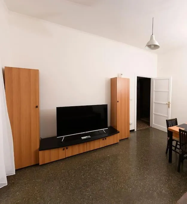 Minimal House Apartment Rome