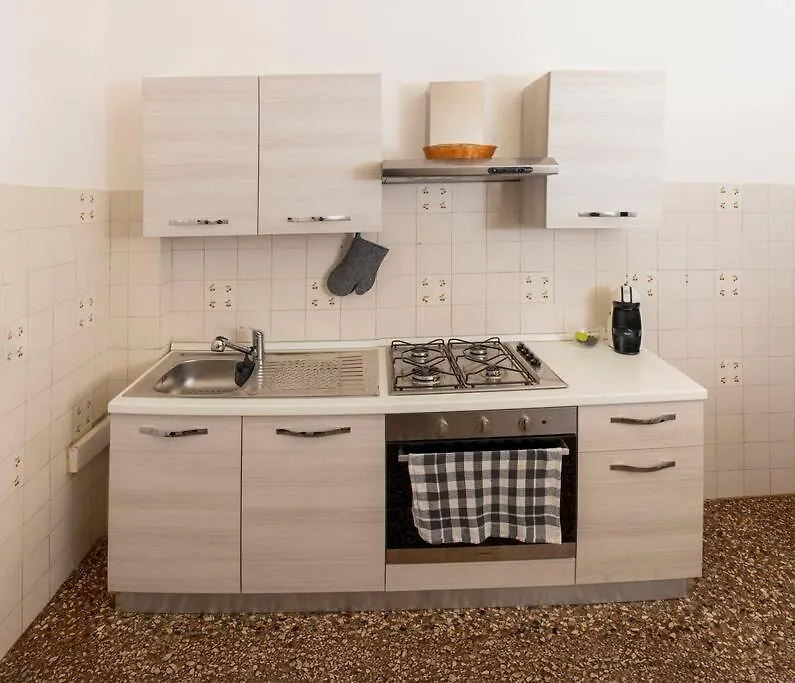 Minimal House Apartment Rome